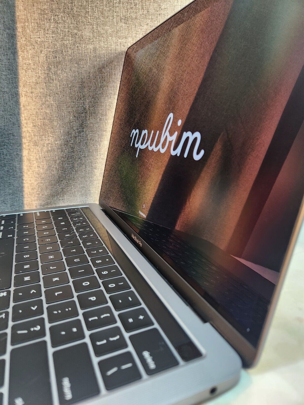 2019 Apple MacBook Pro 13” (Intel 8th Gen, 8GB RAM, 256GB SSD) – Space Gray | Very Good Condition