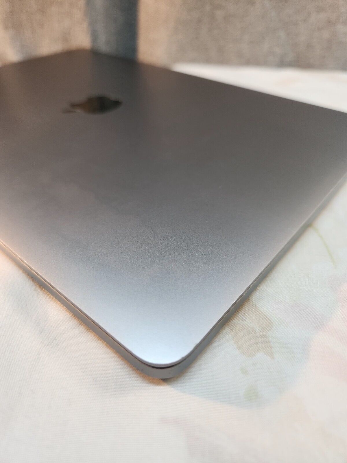 2020 Apple MacBook Pro 13” (M1, 8GB RAM, 256GB SSD) – Space Gray | Excellent Condition