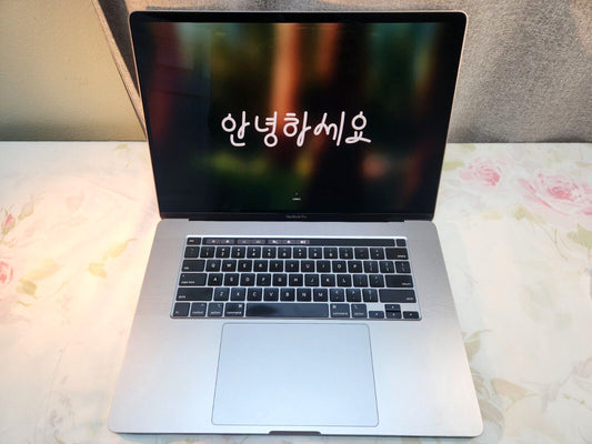 2019 Apple MacBook Pro 16" (Intel Core i9, 32GB RAM, 1TB SSD) - Space Gray | Excellent Condition